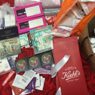 2月8日香港购物汇报：iPhone 5S可返200+Kiehl's/DIOR/Lancome有活动
