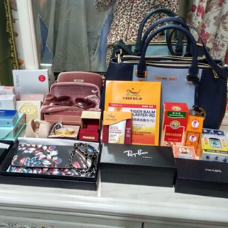 香港晒货：两日婚前购物（闪闪+周生生手镯+浪琴手表+PRADA+MIUMIU+雷朋墨镜等）